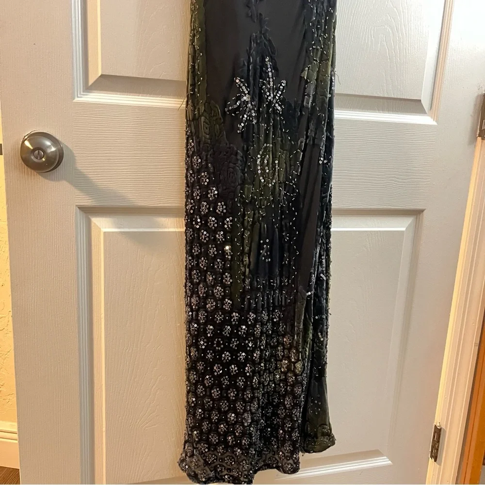 Sue Wong Velvet Burnout Beaded Dress 10 - Picture 4 of 11